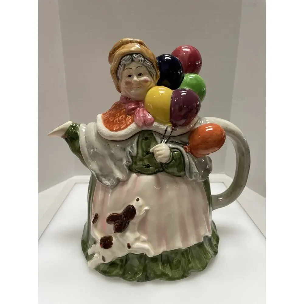 Vintage Takahashi San Fransico Teapot Pitcher. Rare with Green & Balloons. Mint!